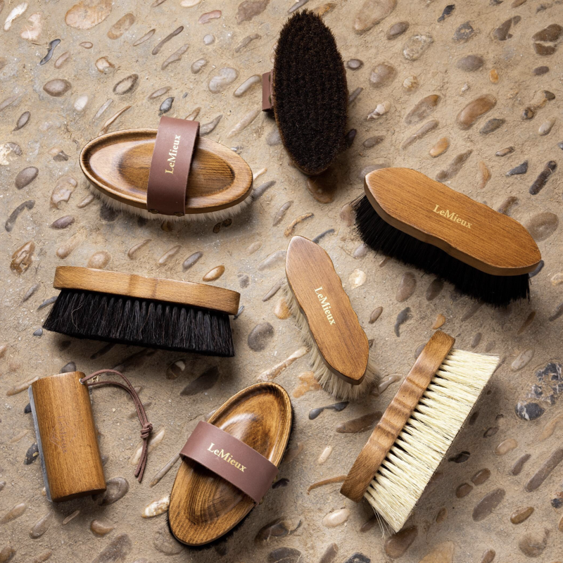 LeMieux Artisan Soft Goats Hair Brush Brown-3